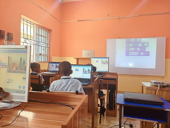 kidz tech coding club in schools